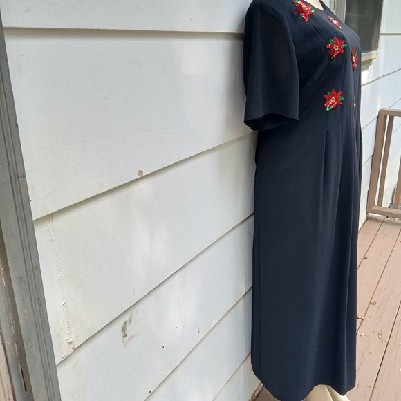Vintage Sequin Poinsettias Dress - Picture 3 of 8